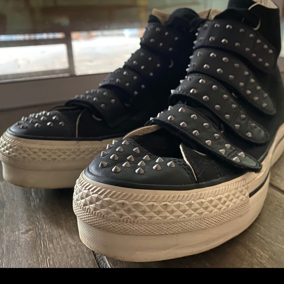 Converse High Top Studded Platform Size 9 Chuck Taylors Velcro - Picture 4 of 11